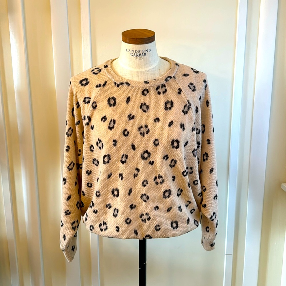 Lush Leopard Print Lightweight Sweater